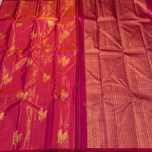 Dual tone Burnt Orange Pink with Gold Vairaoosi Borderless with Double Parrot Buttas rich Pallu Handwoven Pure Jari Kanjivaram Silk Saree Beauty