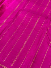 Palum Pazhamum Borderless Checks with thodar (continuous) buttas rich pallu blouse beauty