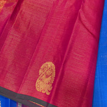 Saranga-Gorgeous Ananda Blue with Double tone Reddish Pink Borderless Handwoven Pure Jari Vairaoosi with Buttas with rich pallu and contrast woven blouse with green selvedes