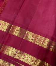 Vaibhogam- Beautiful Pista Green with Ganga Jamuna Borders Handwoven Pure Jari Korvai Kanjivaram Silk in bottle green and deep red with Neliveldhari woven beautiful body with fish woven doublepet borders rich pallu and contrast woven blouse