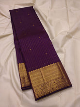 Vaibhogam- Deep Purple with Gold Handwoven Pure 2 gram Jari Kanjivaram Silk with Buttas Jarioosi Checked beautiful body with rich borders pallu and self colored blouse