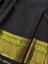 Offwhite with Black Handwoven Pure Jari Korvai with Buttas Kanjivaram Silk Saree Beauty