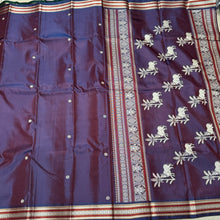 Dual tone brownish Purple Buttas with Pichwai Pallu Handwoven Pure Zariless Kanchipuram Silk Saree Beauty- unique color