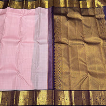 Soft Pink with Kanchana Blackish Blue Muthukattam Body Korvai Handwoven Pure Jari Kanjivaram Silk Saree Beauty