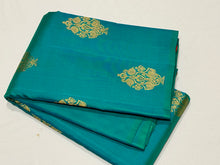 Dual tone Rama Bluish Green with Rustic Orange Pink Borderless Handwoven Pure Jari Muthukattam with Buttas Kanjivaram Silk Saree with rich pallu and contrast woven blouse
